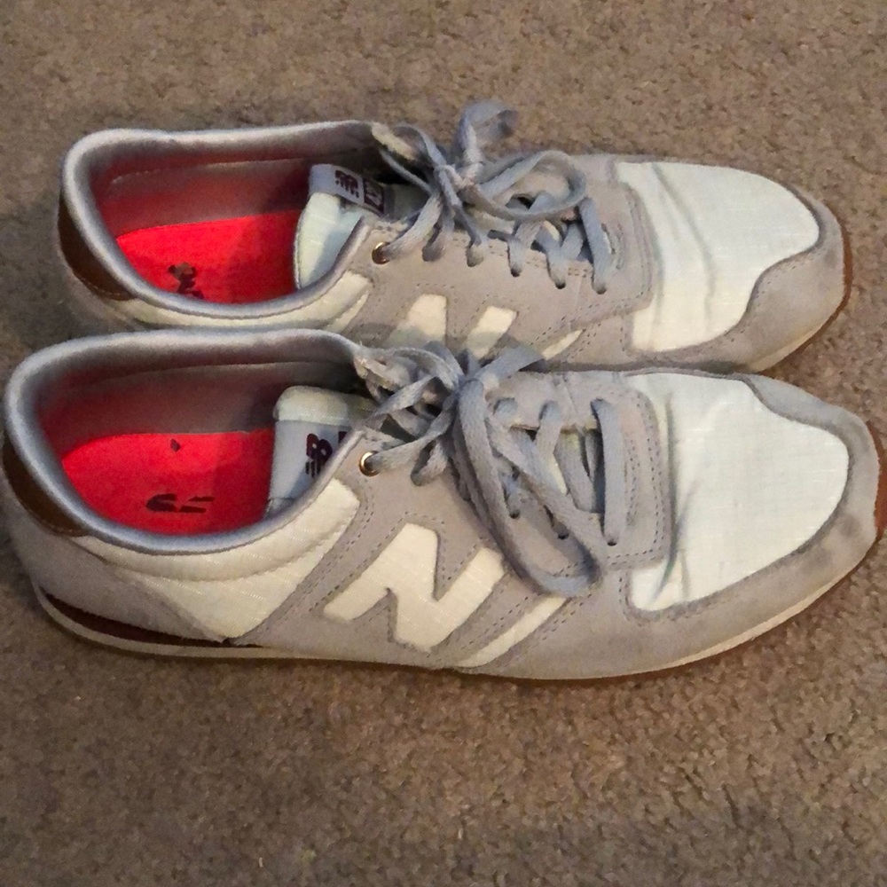 Women’s size 11 New Balance